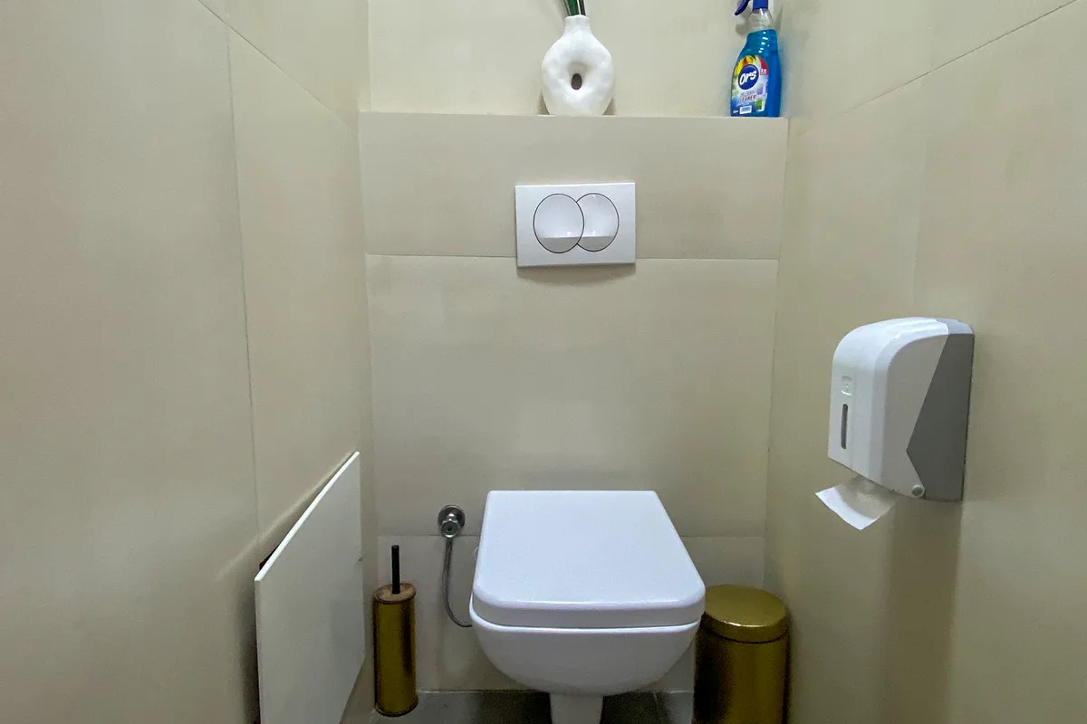 Lokal 88.60m² për #SHITJE në Emshir