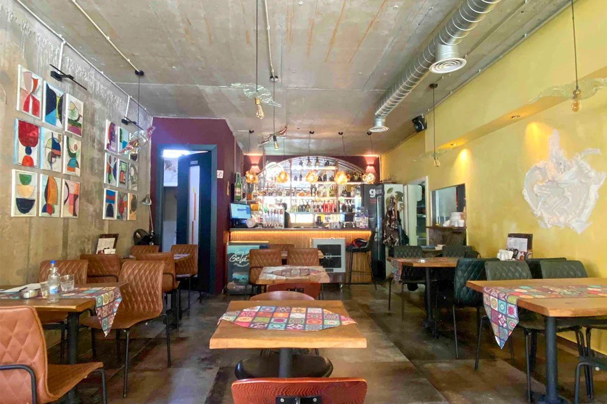 Lokal 88.60m² për #SHITJE në Emshir