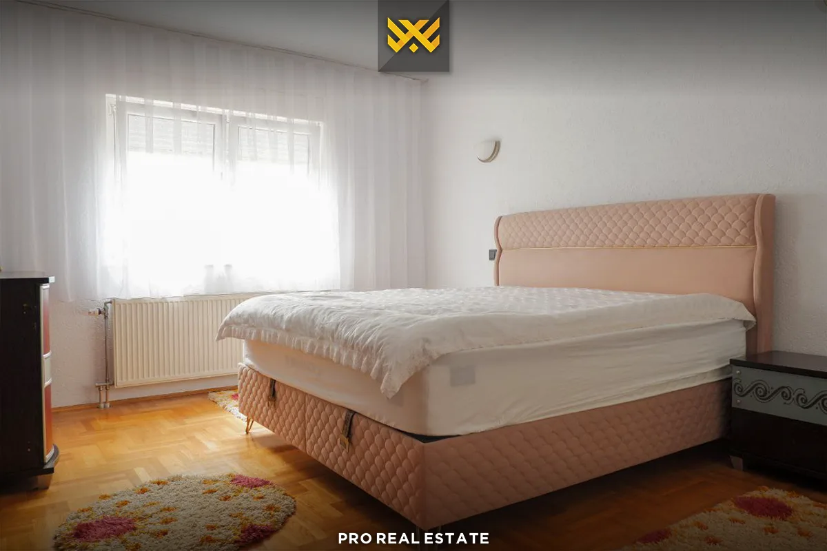 Shtëpi 230m² për #SHITJE në Fushë Kosovë