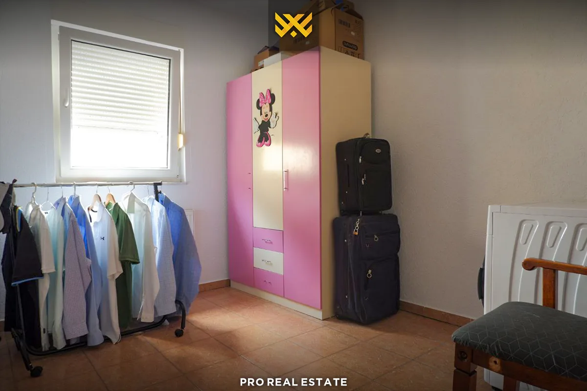 Shtëpi 230m² për #SHITJE në Fushë Kosovë