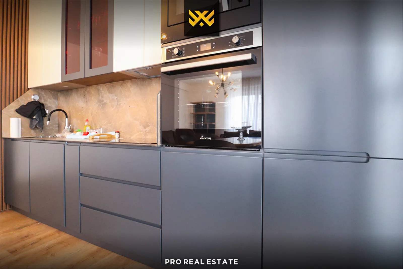 Banesë / Penthouse 171m² + 40m² me #QIRA në Dragodan