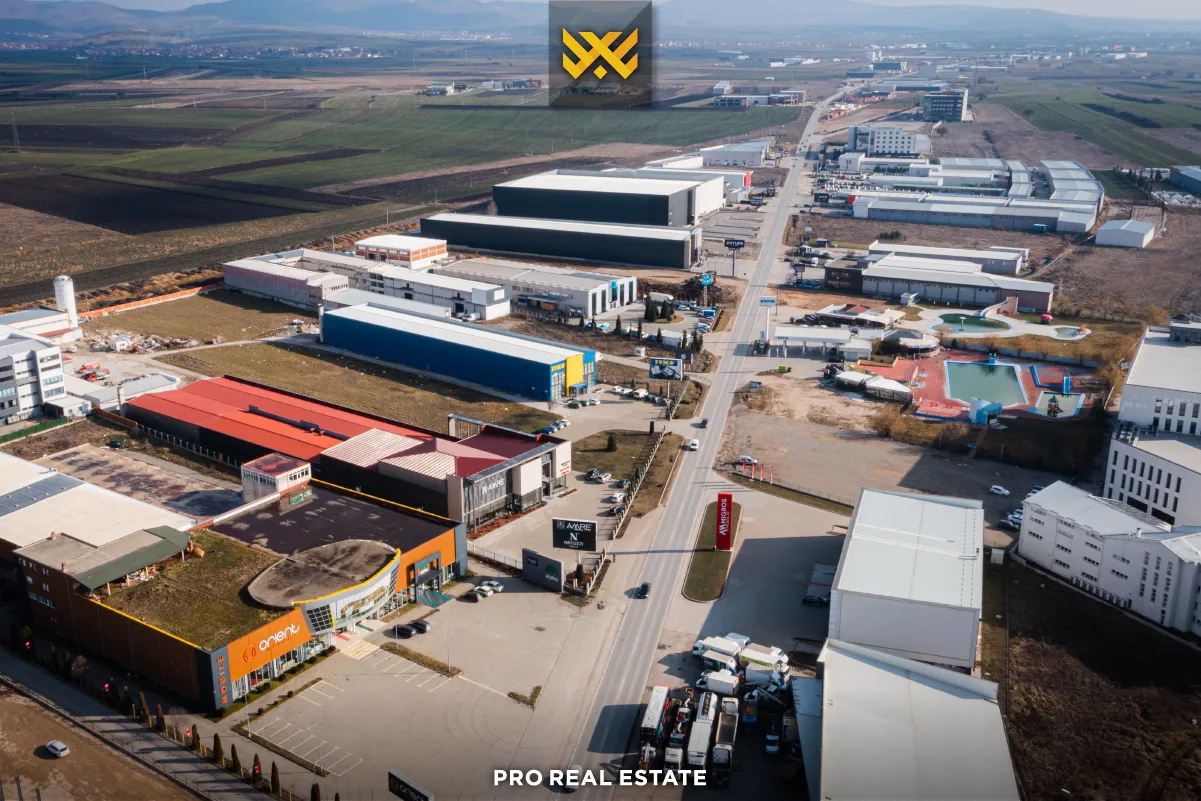 Objekt 2600m² me #QIRA afër Prishtina Mall.