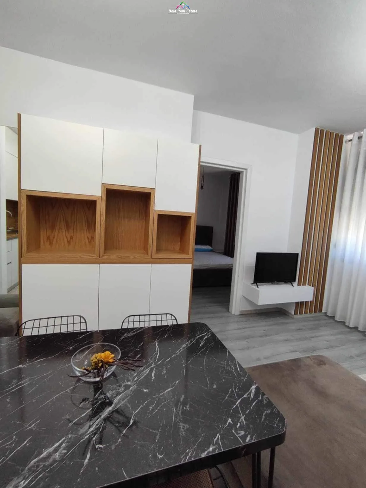 Apartament Me Qera 1+1 Prane Spitalit Amerikan 3 (ID B210256) Tirane