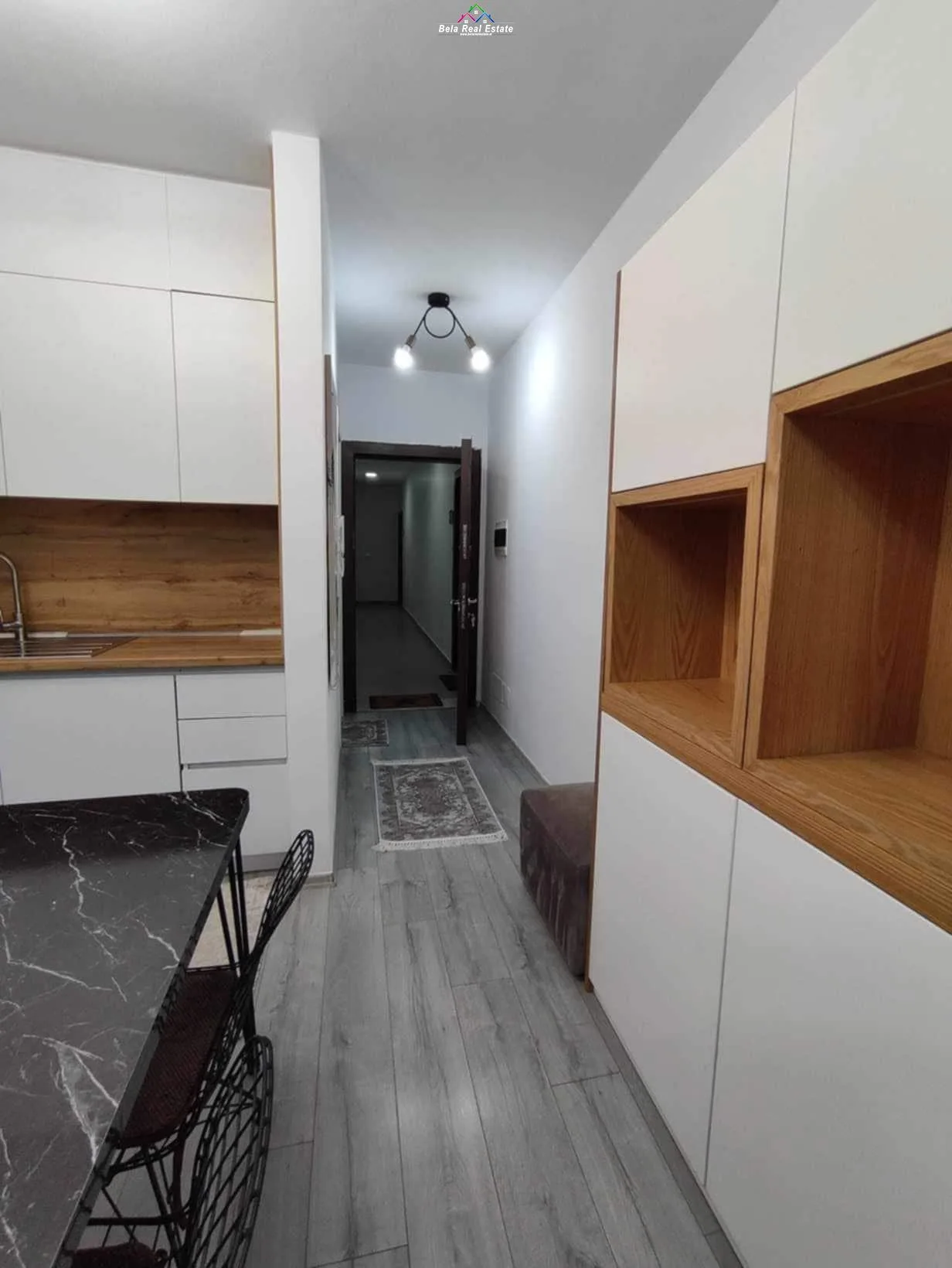 Apartament Me Qera 1+1 Prane Spitalit Amerikan 3 (ID B210256) Tirane