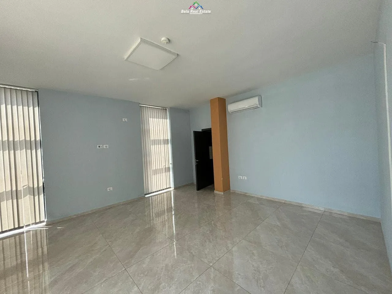 Kapanon me qera ne Vore (ID BM225) Tirane