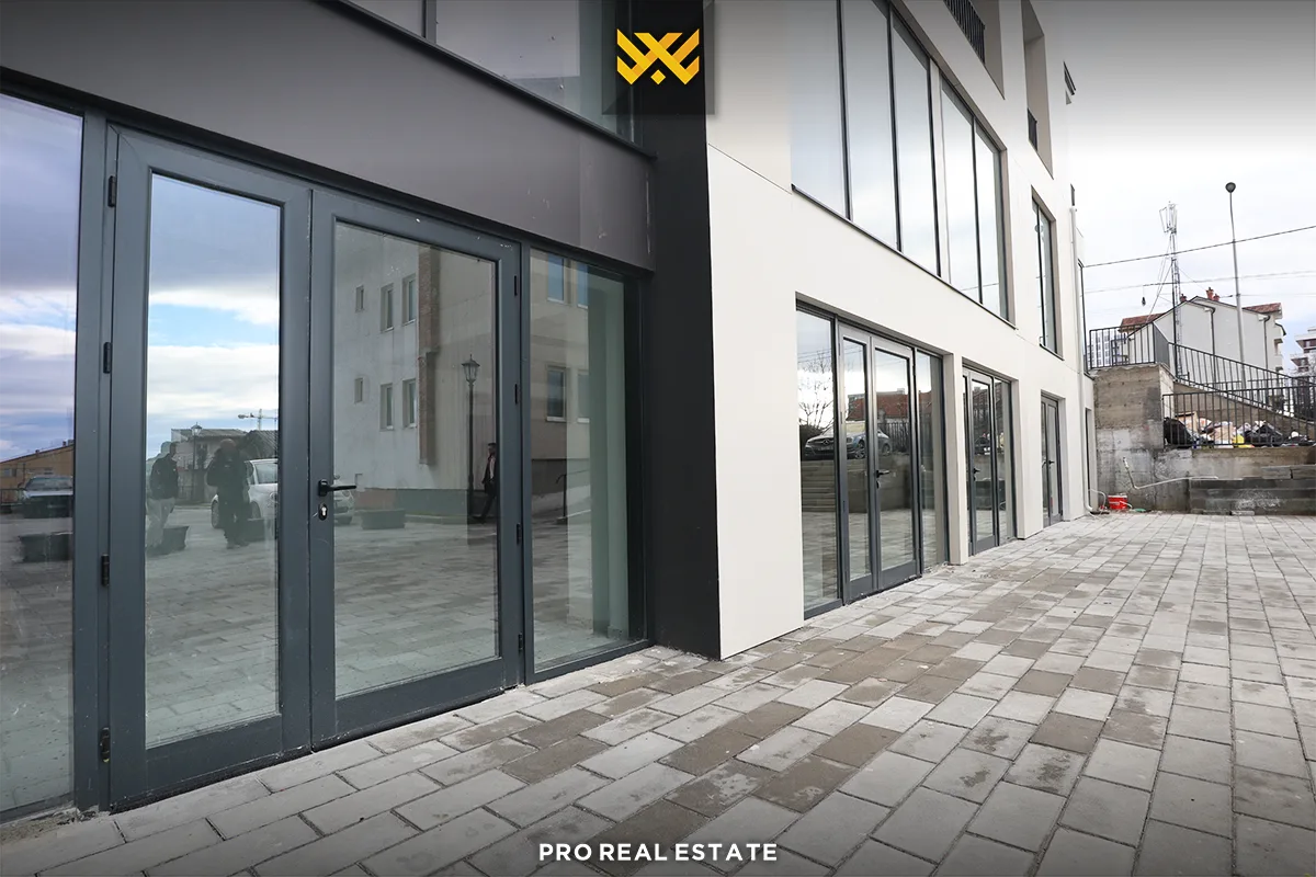Lokal 275m² me #QIRA në Lagjen e Muhaxherëve.