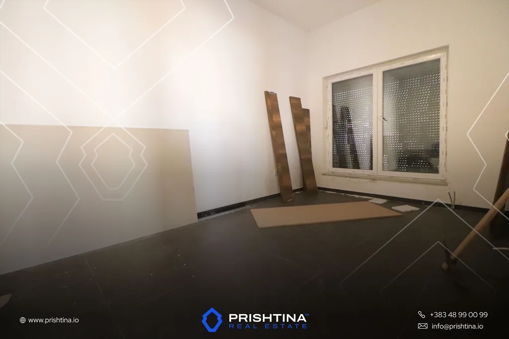 Lokal me qira 147m² në Arbëri/Dragodan