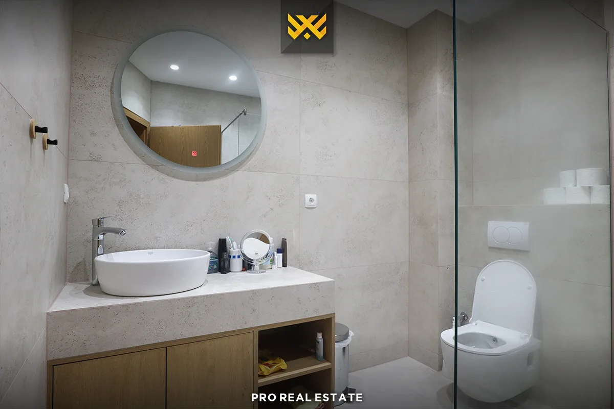 Banesë 94m² me #QIRA në Aktash.