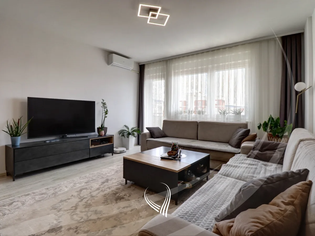 Banesë me 2 dhoma gjumi në shitje në lagjen Mati 1 – Kompleksi “Blini”