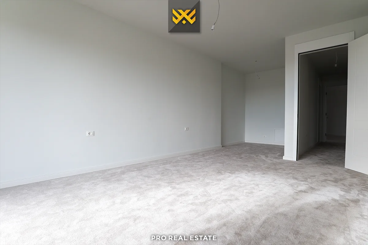 Banesë 266.8m² për #SHITJE te Prishtina e Re