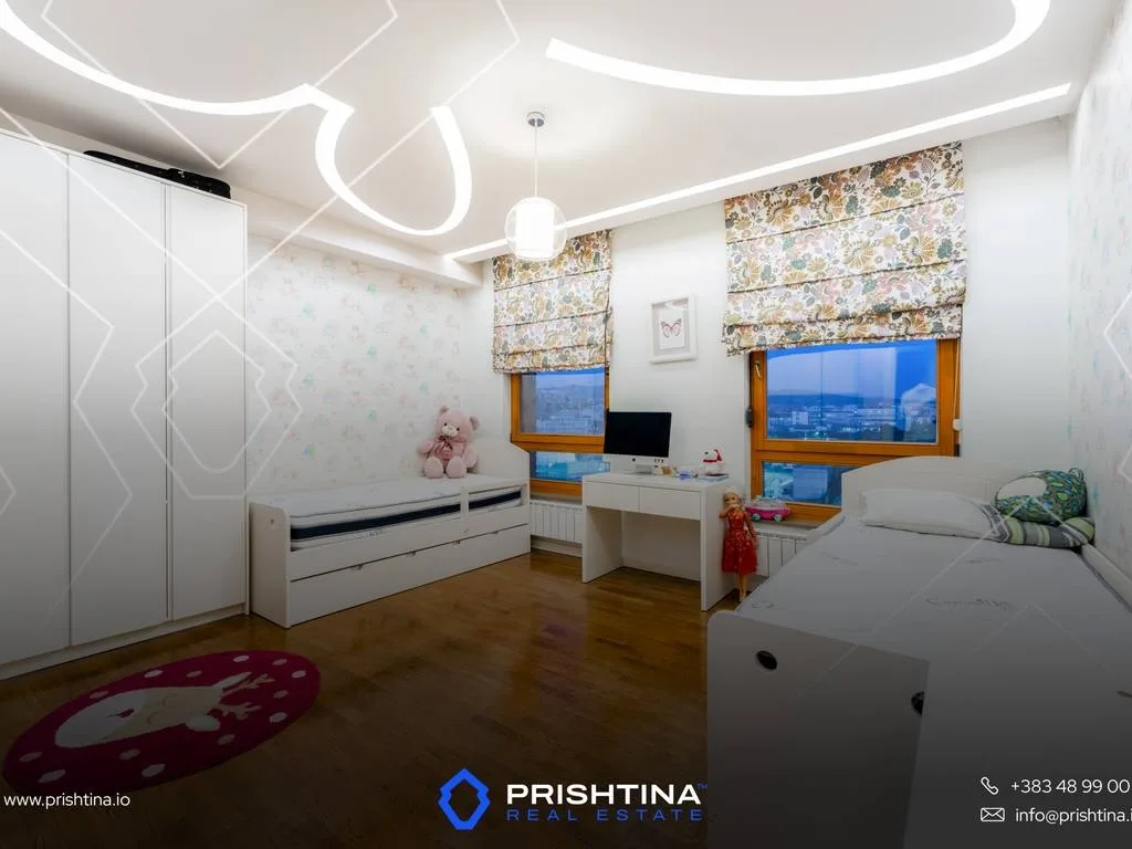 Banese ne #shitje 230m² + 394.29 terasë në Kalabri