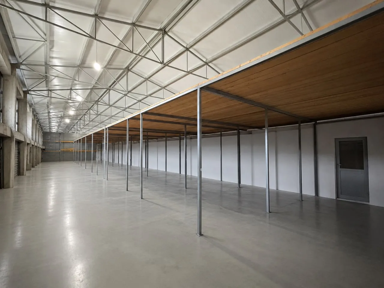 Depo 650m² me #QIRA në Magjistralen Prishtinë - Ferizaj