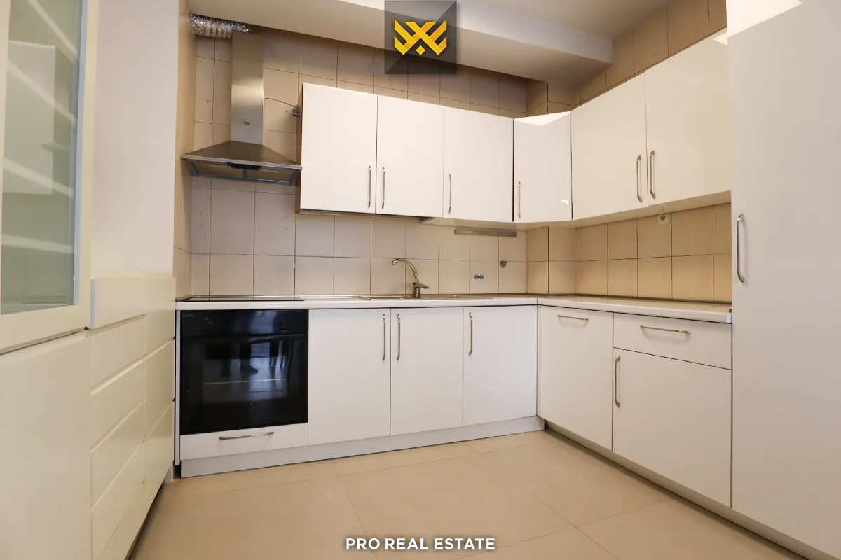 Banesë 89.74m² për #SHITJE në Ulpianë.