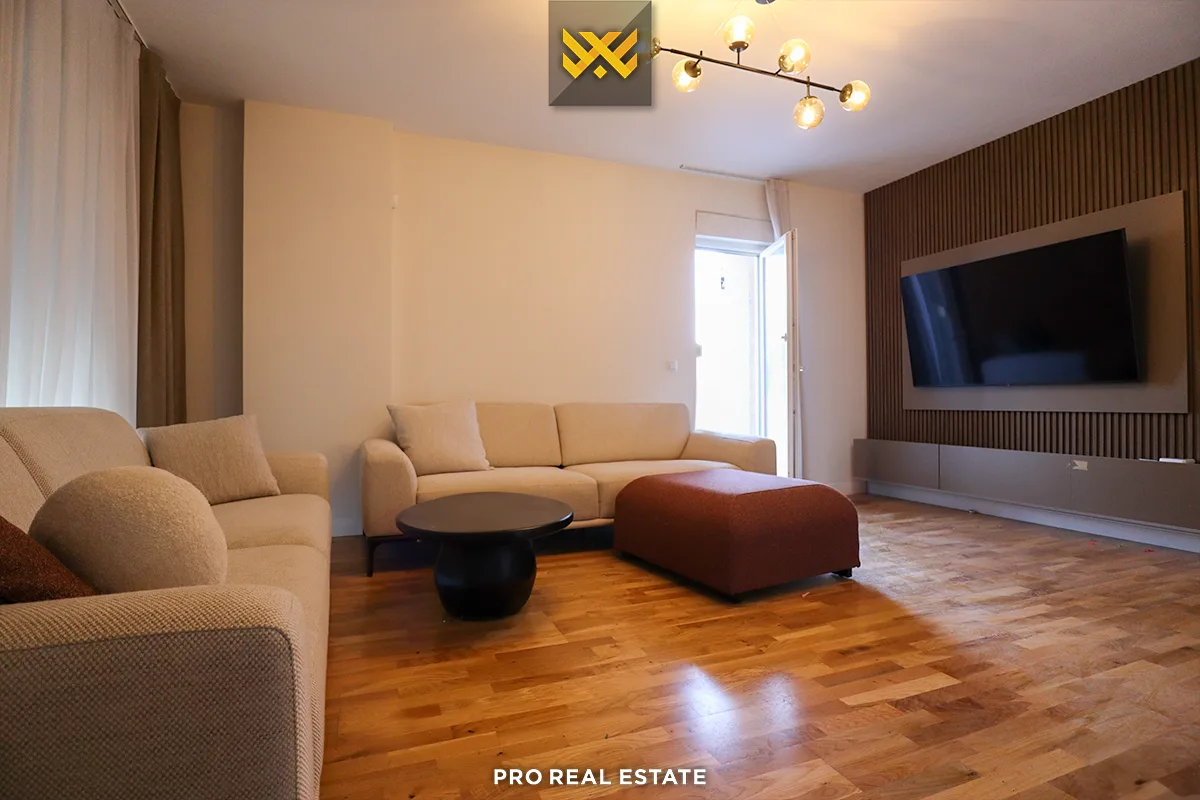 Banesë 92m² + 150m² me #QIRA në Emshir