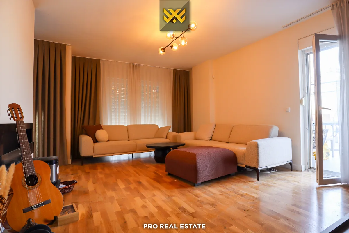 Banesë 92m² + 150m² me #QIRA në Emshir