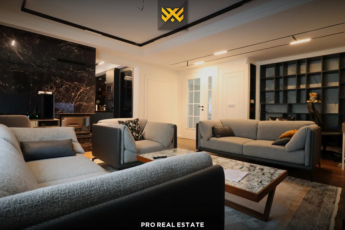Shtëpi 204m² për #SHITJE në Sofali.