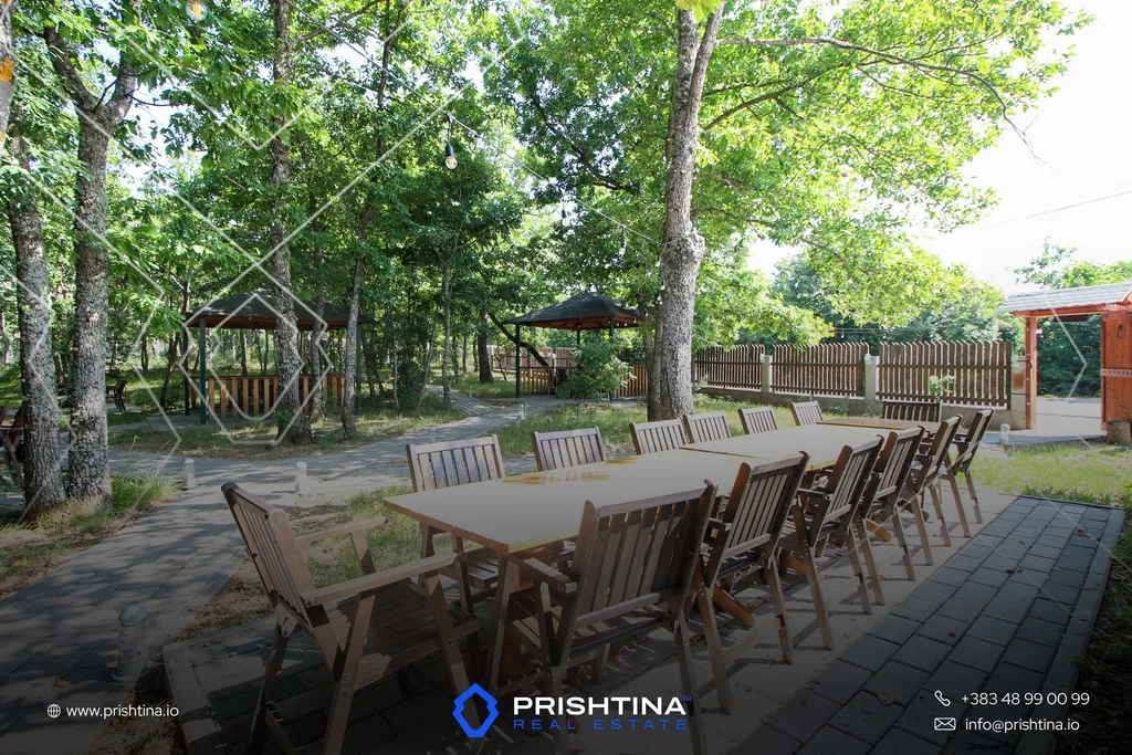 Restaurant me qira 83 ari në Grashticë
