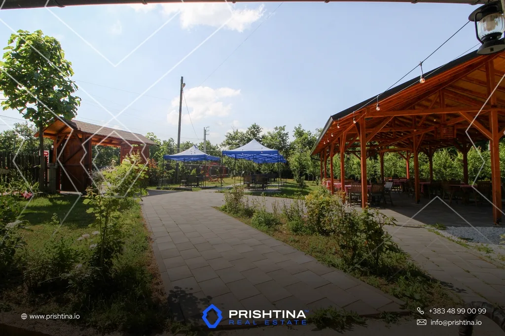 Restaurant me qira 83 ari në Grashticë
