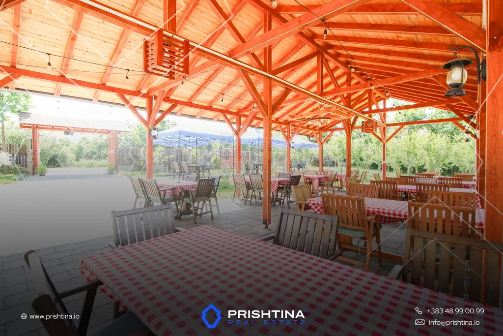 Restaurant me qira 83 ari në Grashticë