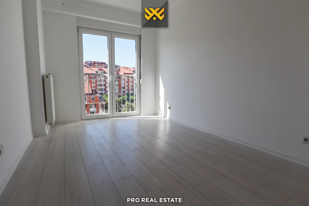 Banesë / Zyrë 87m² me #QIRA te Rruga B