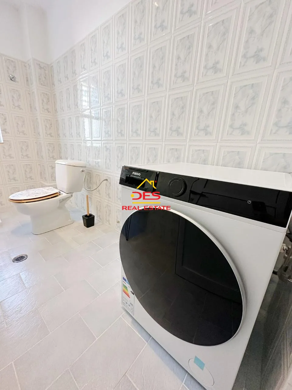 Shitet apartament 2+1 në delvinë