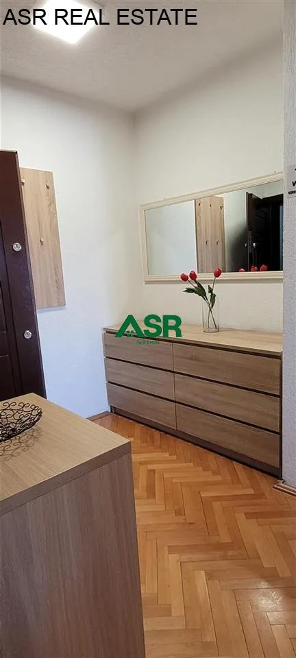 #ID:3298 Banesë 68m2 me #qira në Ulpiane
