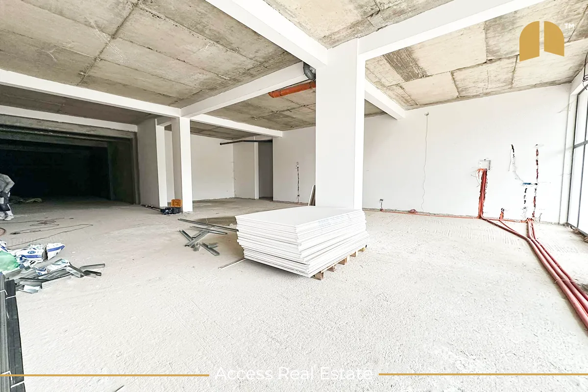 Lokal me QIRA – 400m² – Rruga C