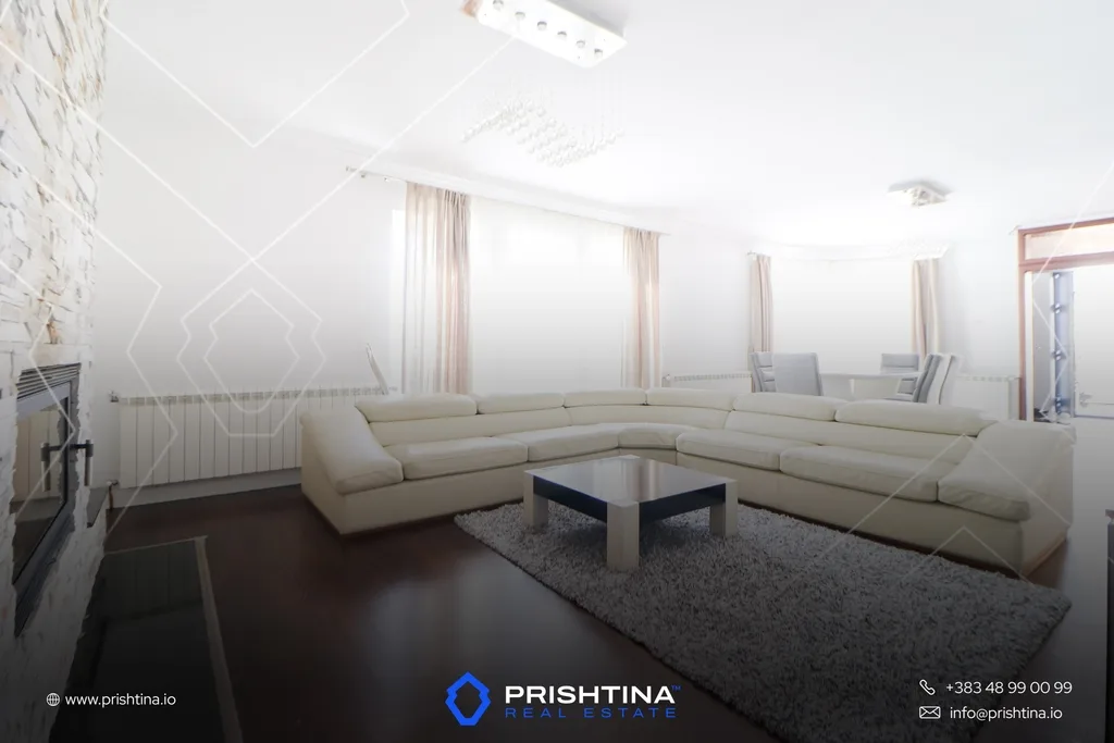 Shtëpi me qira 450m² në Veternik