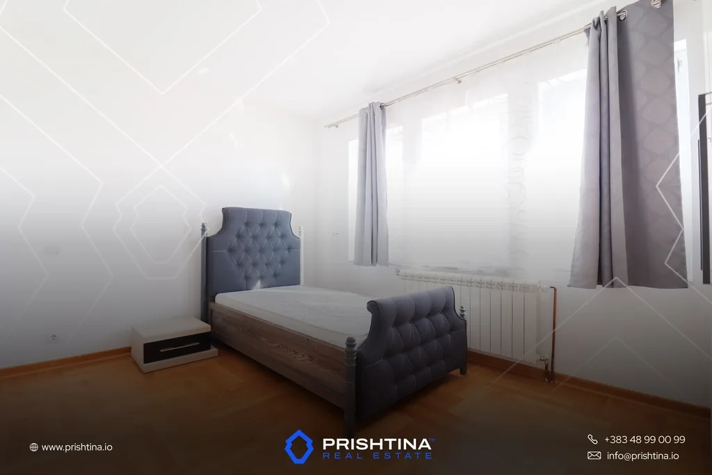 Shtëpi me qira 450m² në Veternik