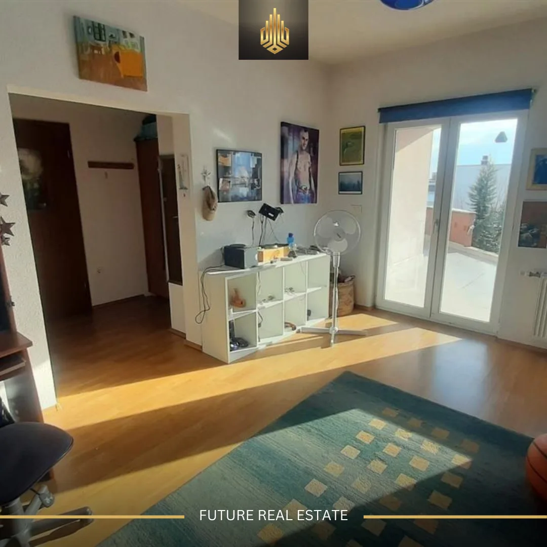 Shtëpi në SHITJE/465m²