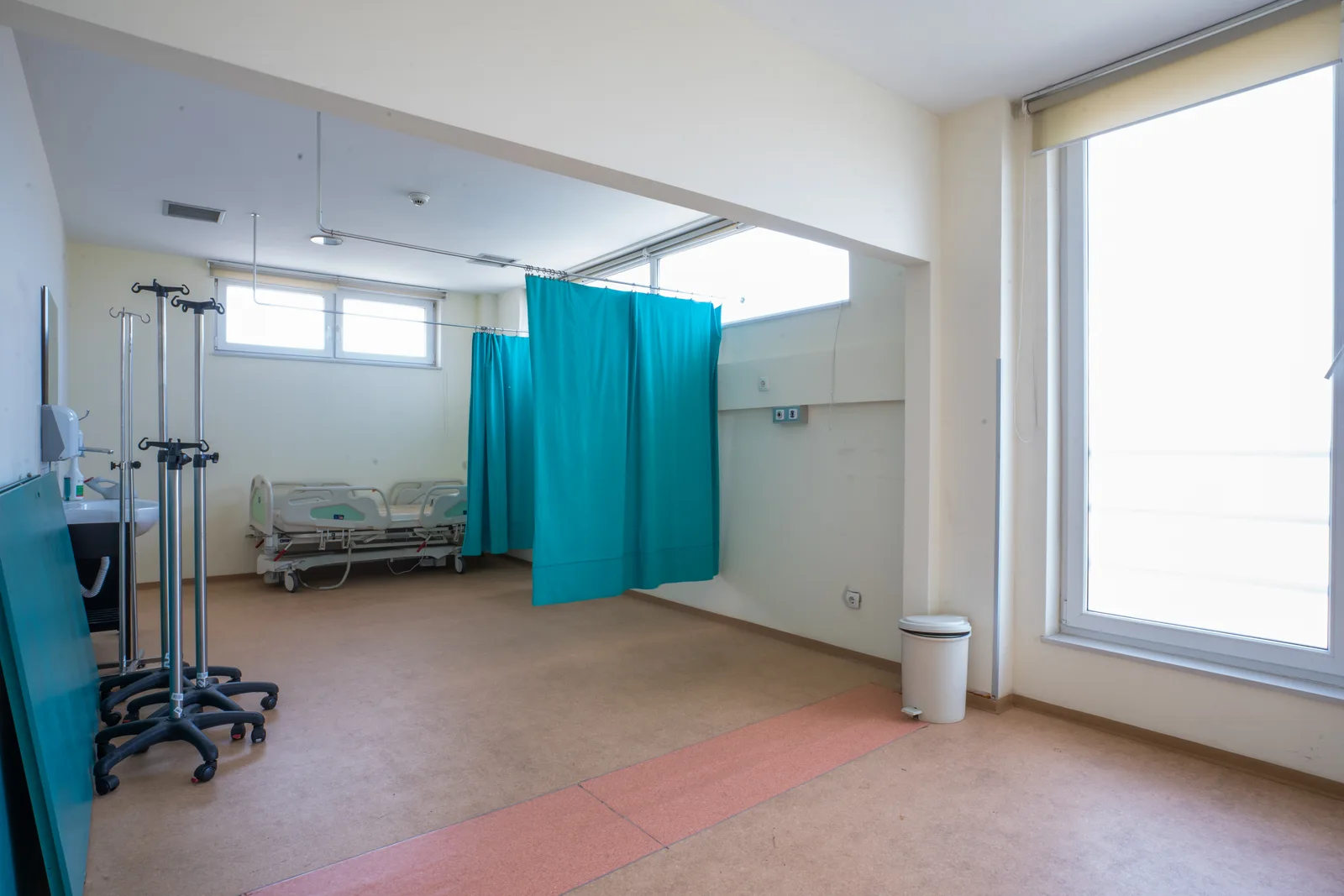 Objekt 2600m² për #SHITJE në Hajvali