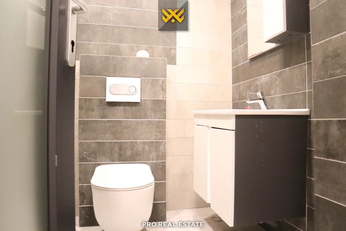 Lokal / Zyrë 208m² + 200m² për #SHITJE në Dragodan