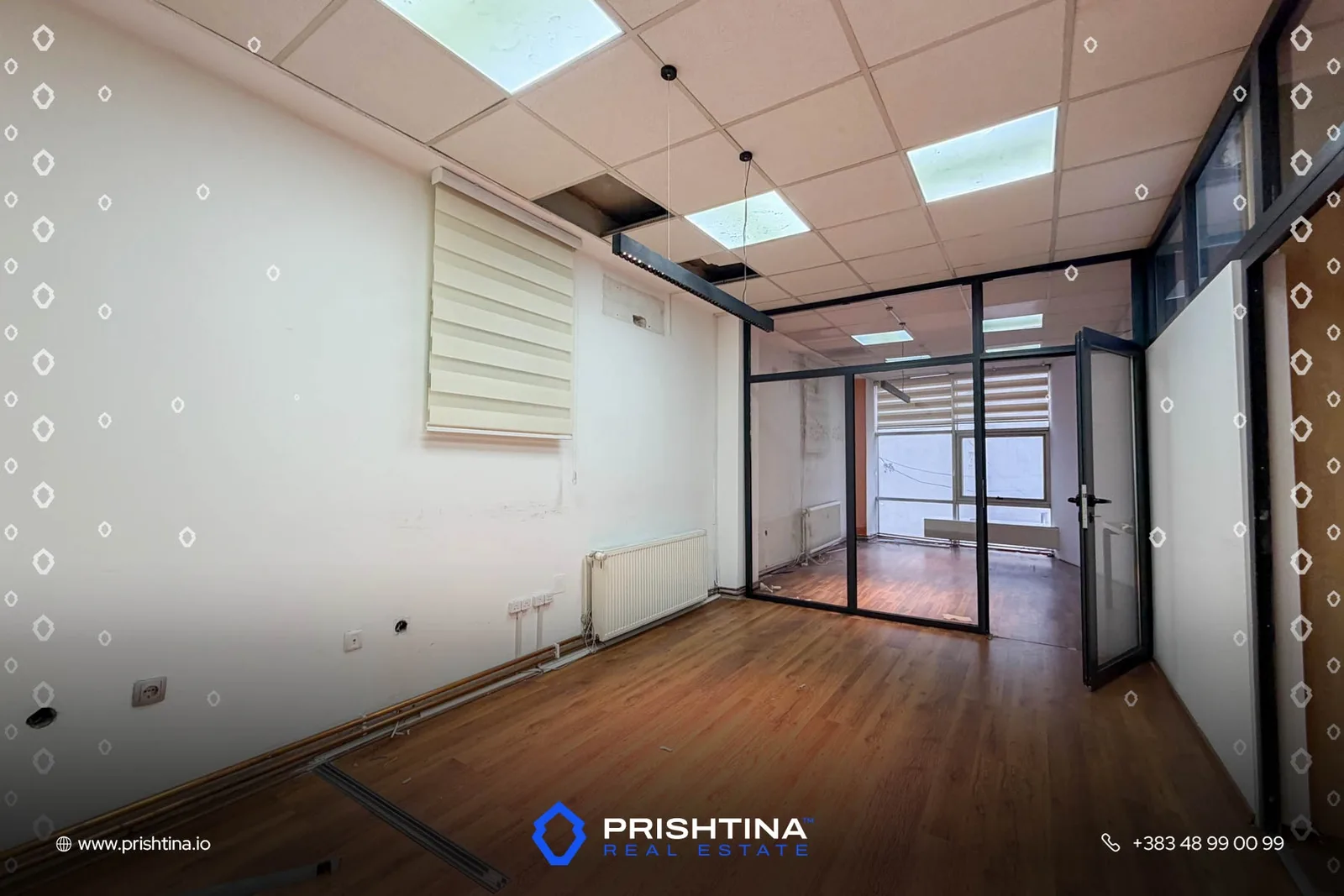 Lokal me qira 100m² në Qendër