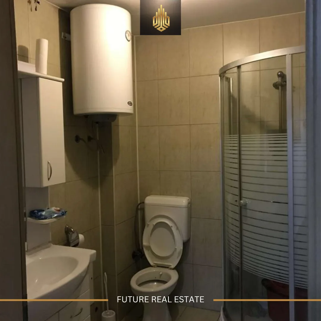 Lokal me QERA/170m²