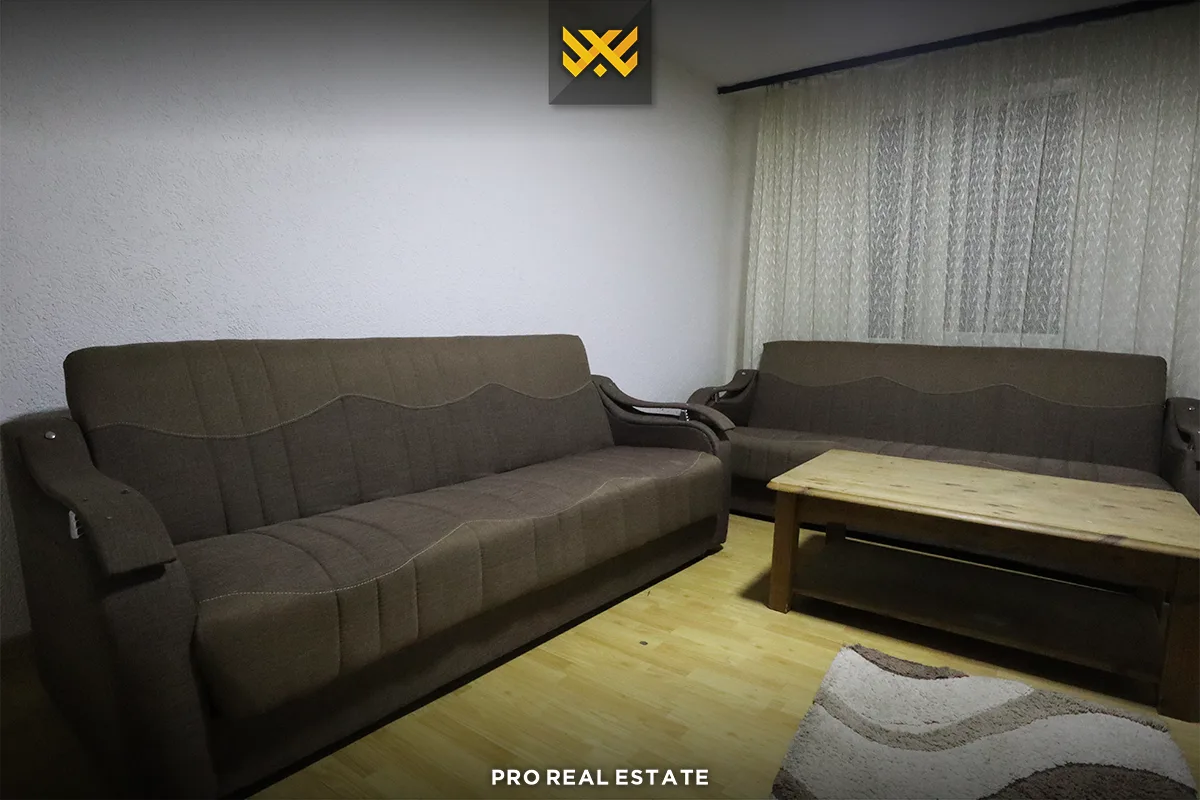 Shtëpi 90m² për #SHITJE në Lagjen Medresa.