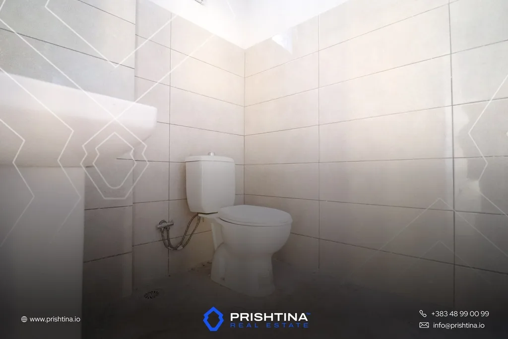 Lokal me qira 285m² në Dragodan