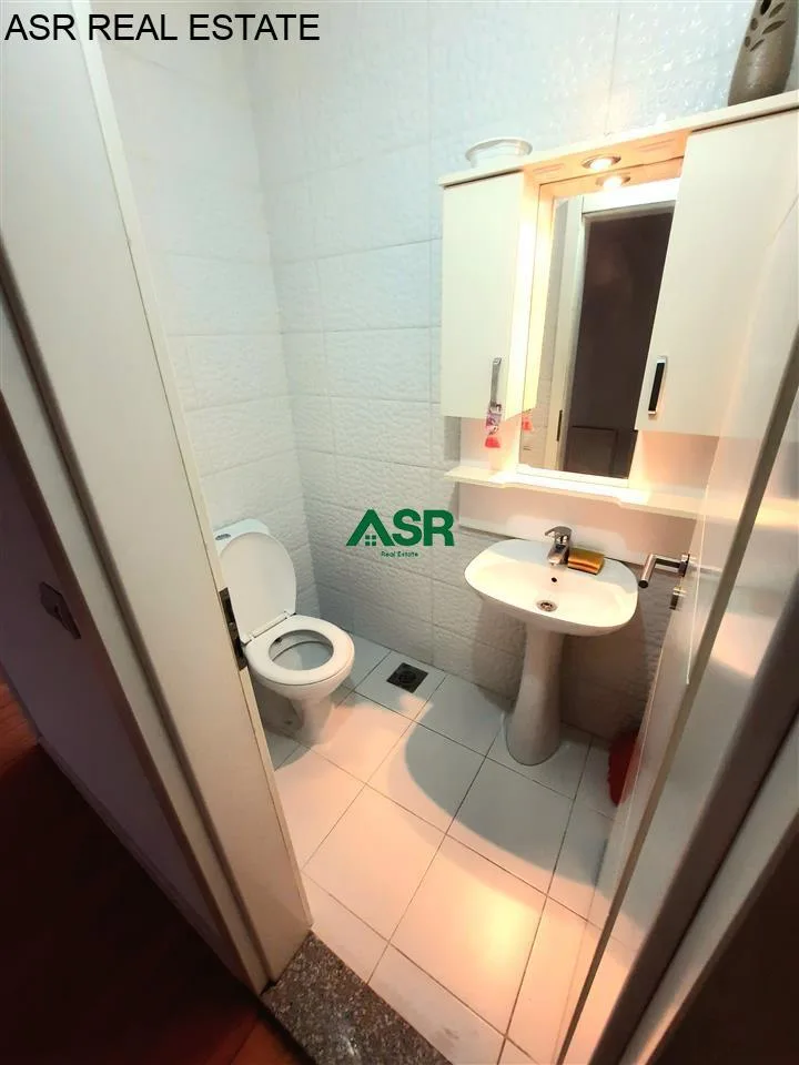 #ID:3377 Banesë/zyre 113m2 me #qira në rr.B