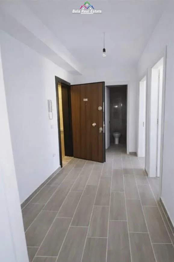 Zyre Me Qera 2+1 Tek 5 Maji (ID BZ2933) Tirane