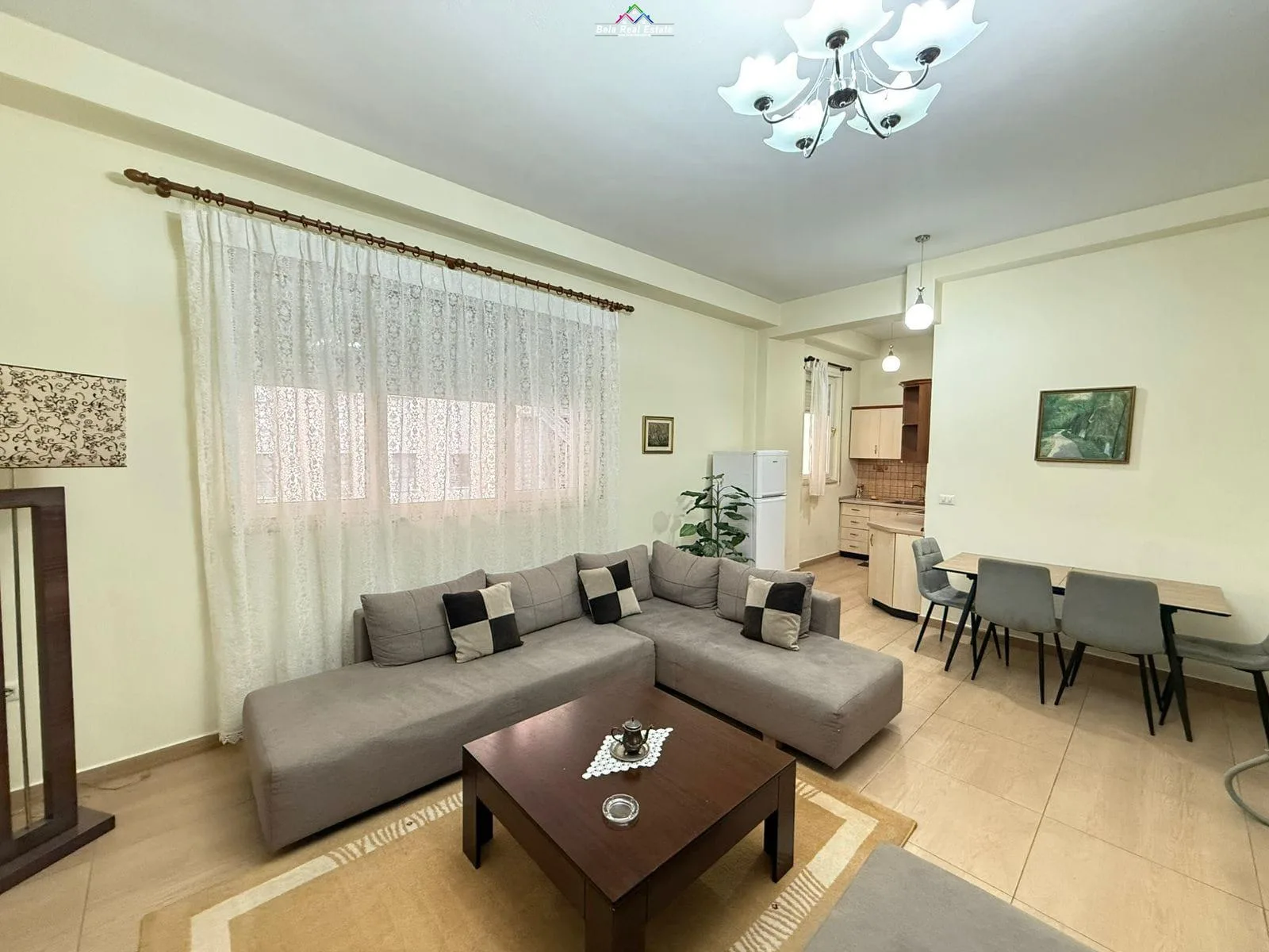 Apartament Me Qera 2+1+2 Ne Qender (ID B2201705) Tirane