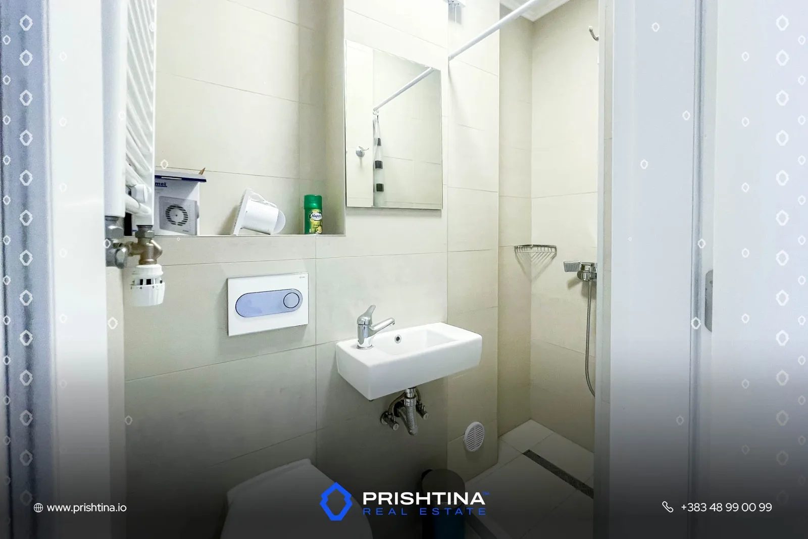 Banesë me qira 136m² + 40m² terasë në Arbëri