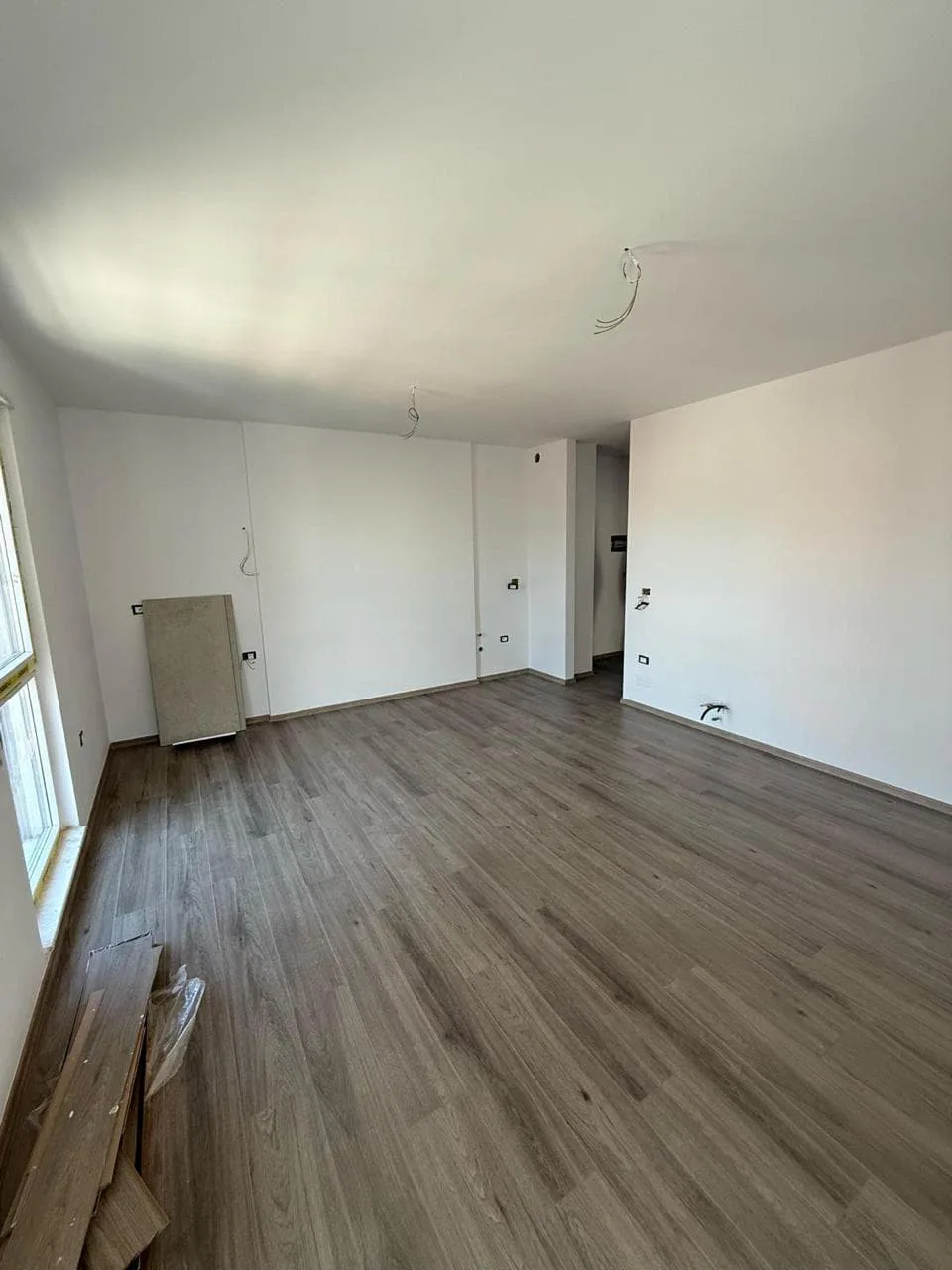 Apartament per Shitje 1+1 ne Xhamllik (ID B110465) Tirane.