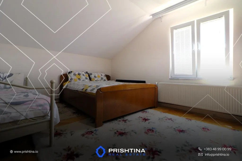Shtëpi në shitje 280m² në Sofali
