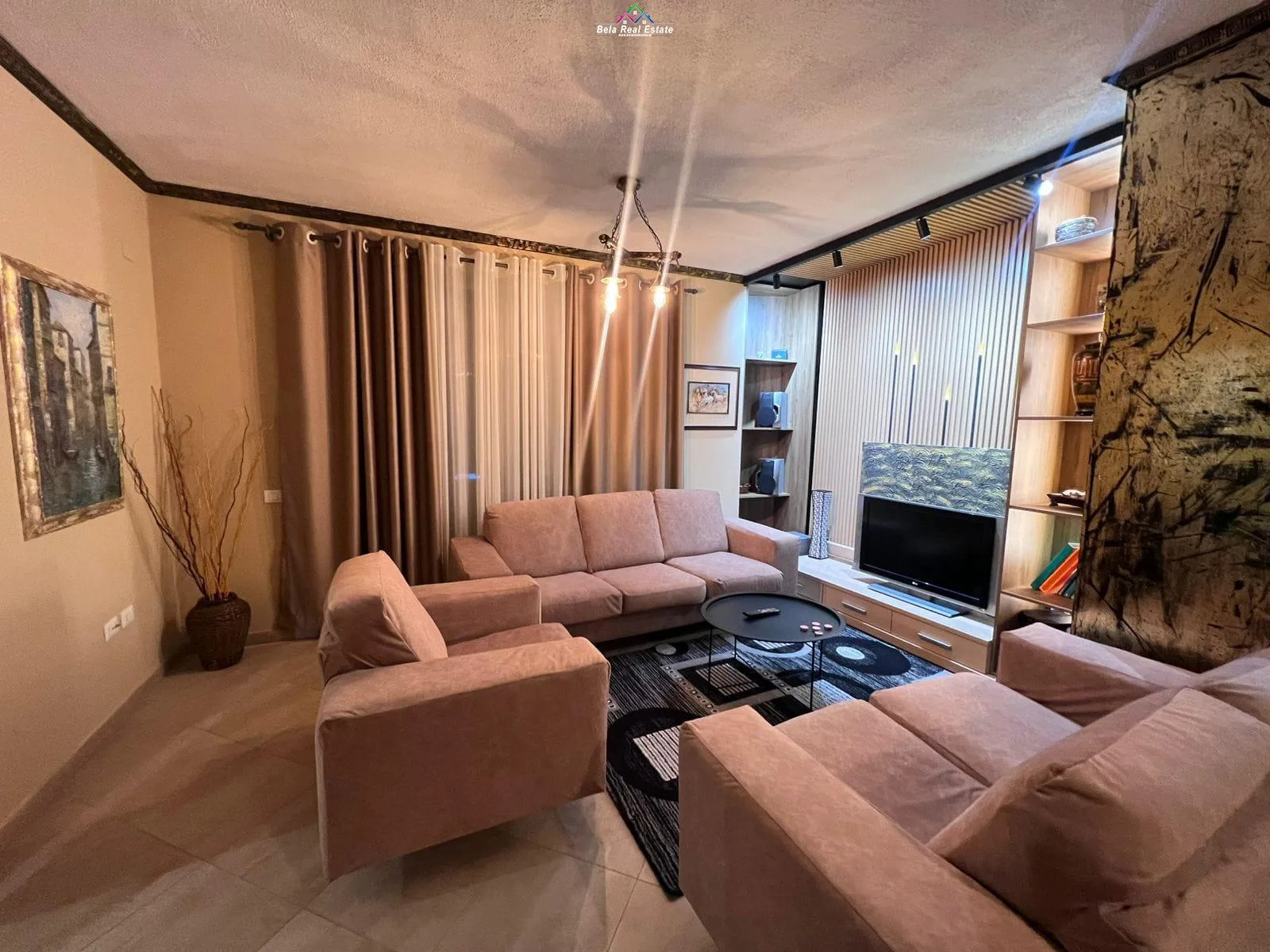Apartament Me Qera 3+1+post parkimi tek Zogu i Zi (ID B230138) Tirane.
