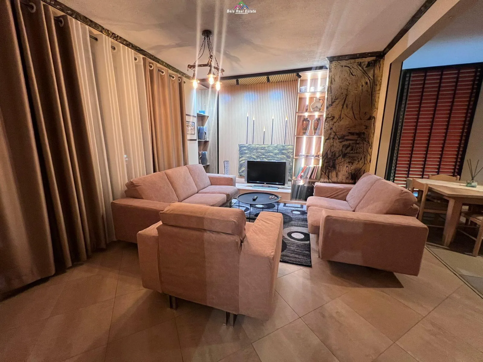 Apartament Me Qera 3+1+post parkimi tek Zogu i Zi (ID B230138) Tirane.