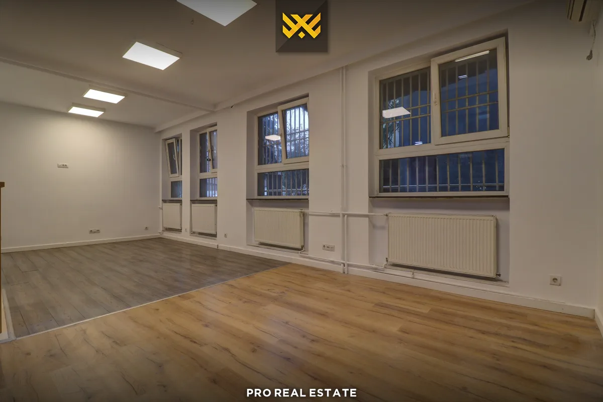 Lokal 50m² për #SHITJE në Qendër.
