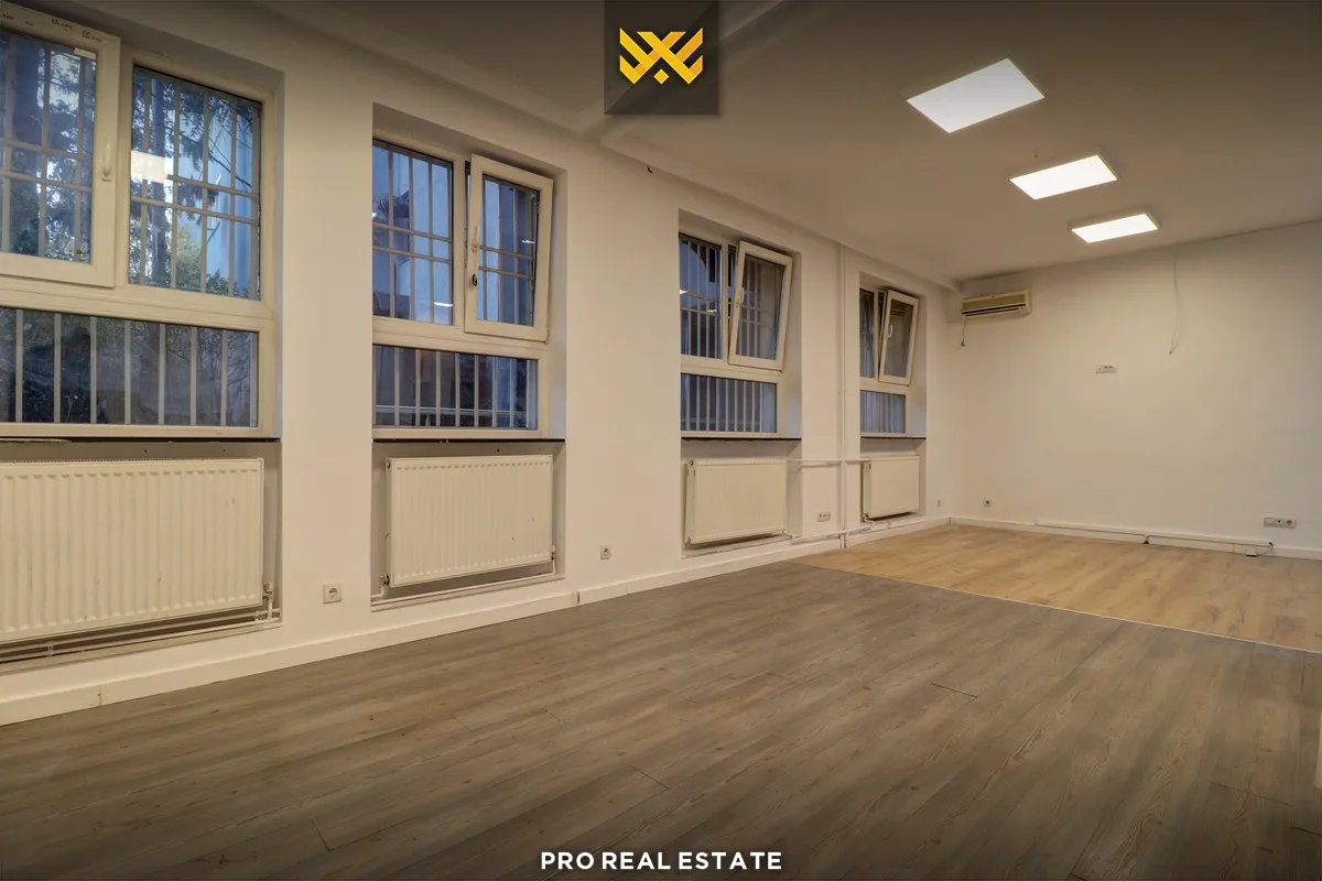 Lokal 50m² për #SHITJE në Qendër.
