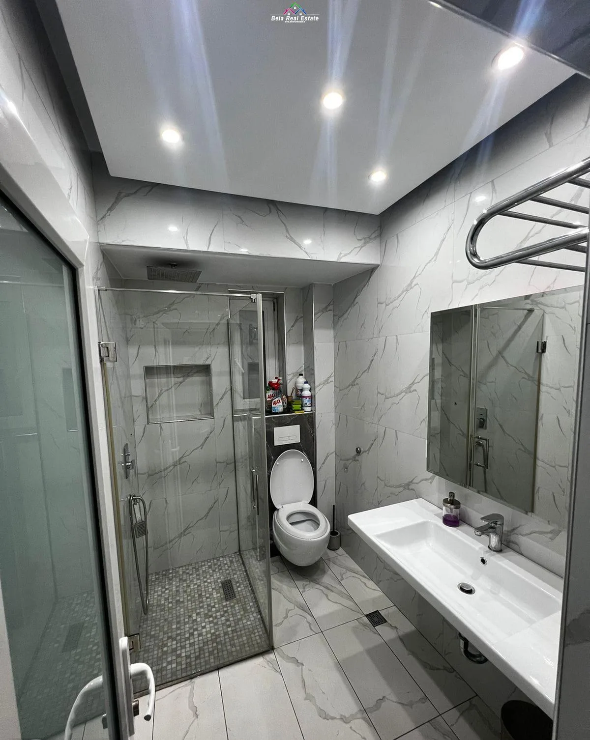 Apartament Me Qera 2+1 Tek Stacioni i Trenit (ID B221278) Tirane