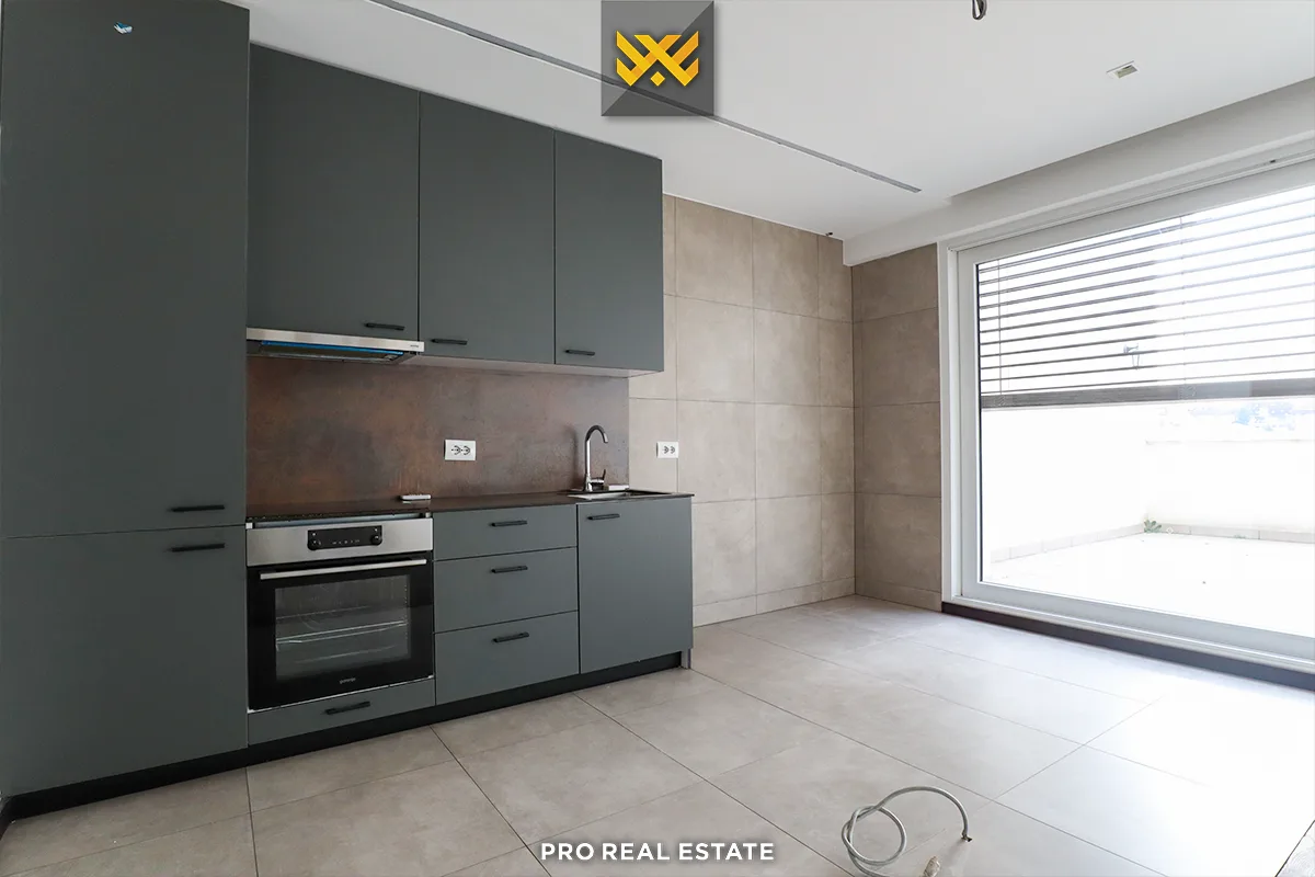 Banesë 180m² + 20m² me #QIRA në Lagjen e Muhaxherëve