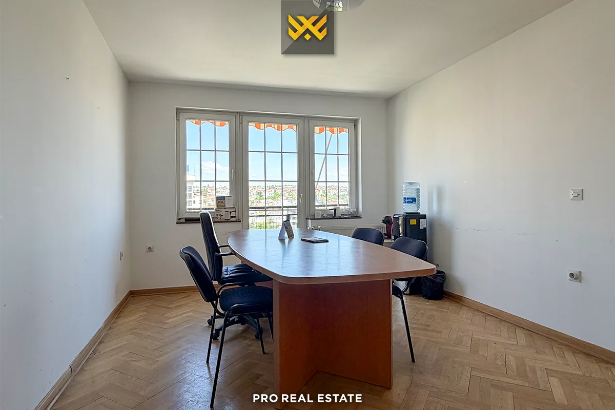 Zyrë 118m² me #QIRA në Qendër