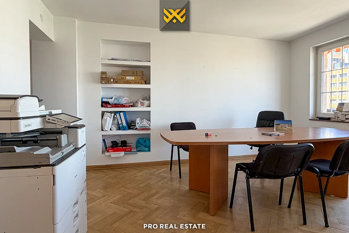 Zyrë 118m² me #QIRA në Qendër